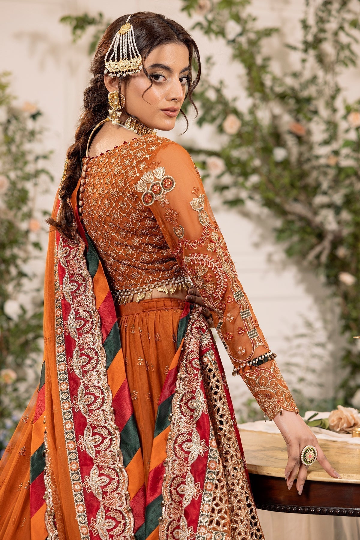 House of Nawab | Azalea Luxury Formals | MAHI - House Of Hania