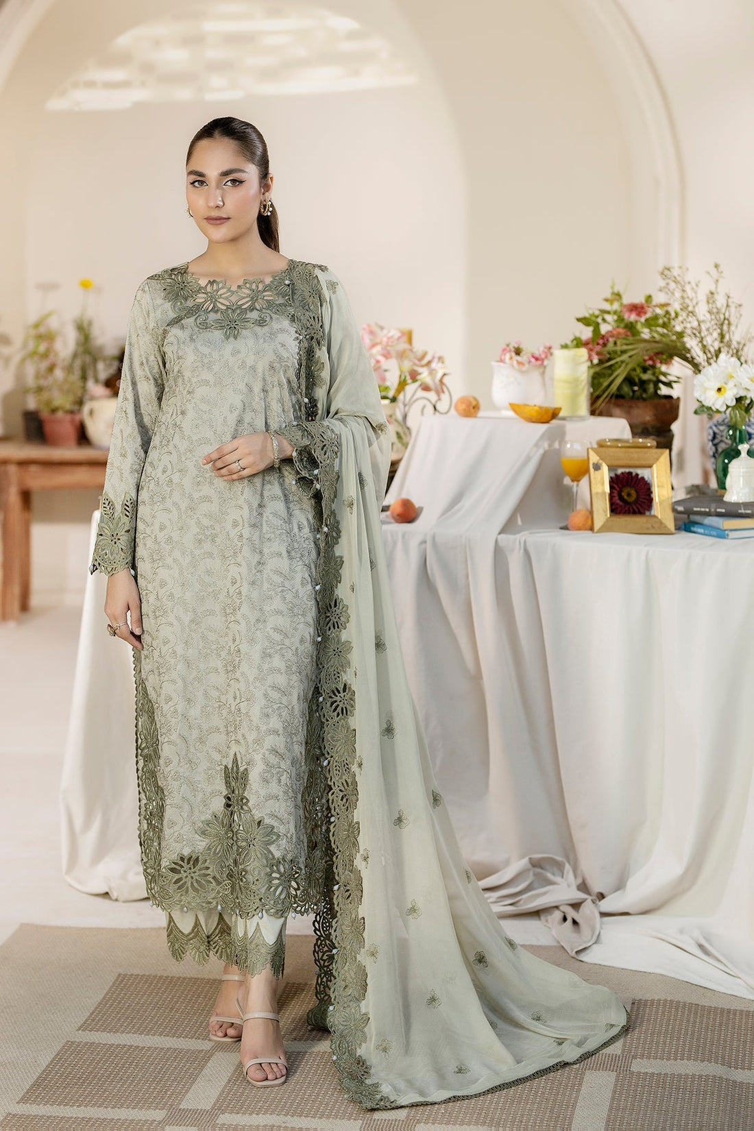 House of Nawab | Zora Luxury Lawn 24 | FADAH - House Of Hania