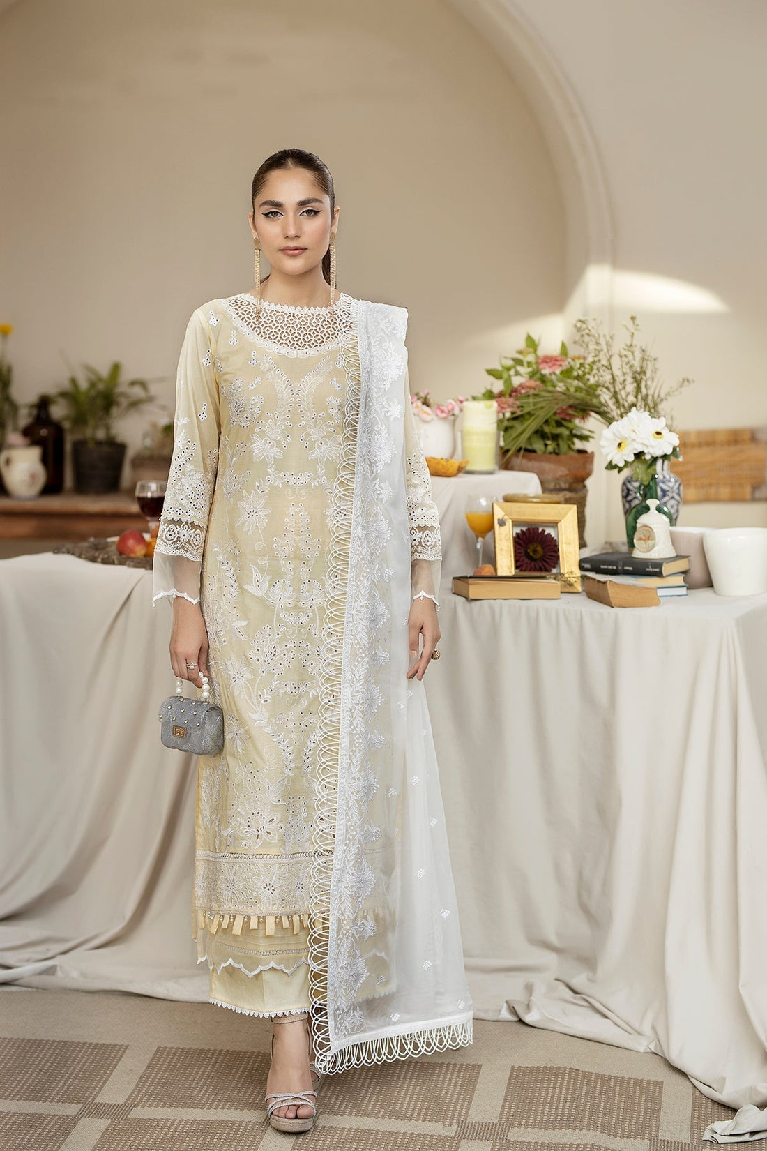 House of Nawab | Zora Luxury Lawn 24 | SAADAT - House Of Hania