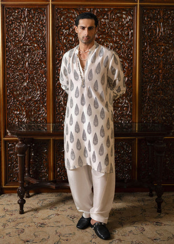 Hussain Rehar | Basic Not Basic | Ivy - House Of Hania
