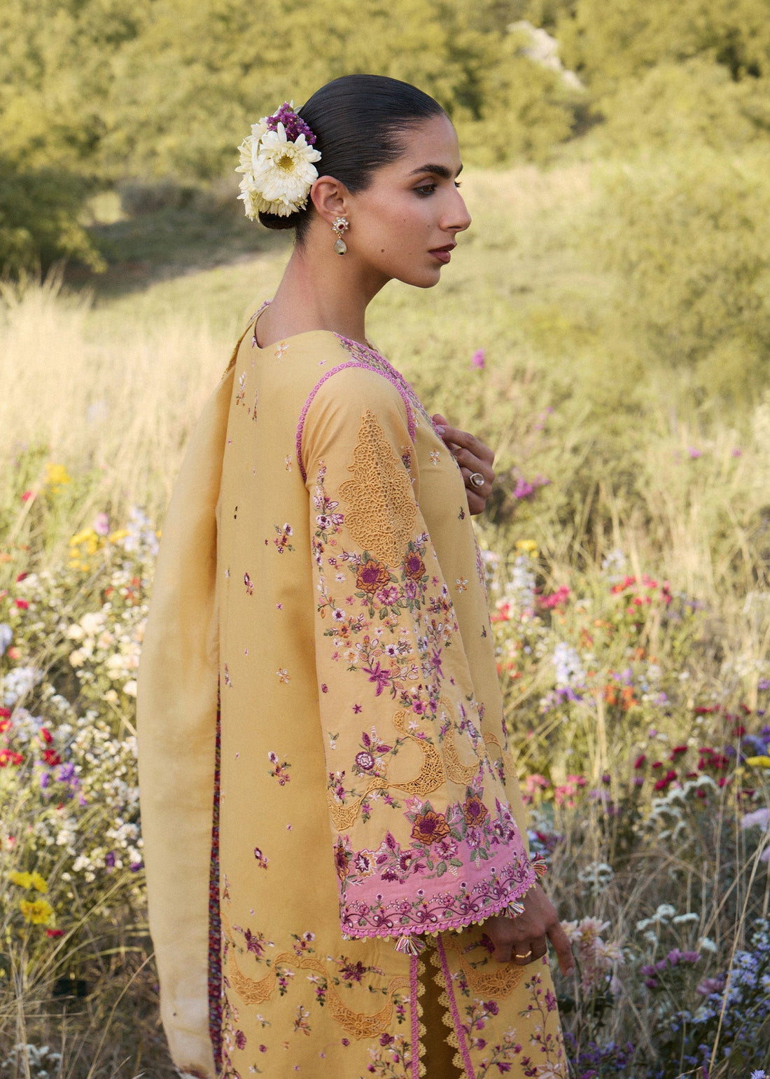 Hussain Rehar | Jinan 26 | Sonal - House Of Hania