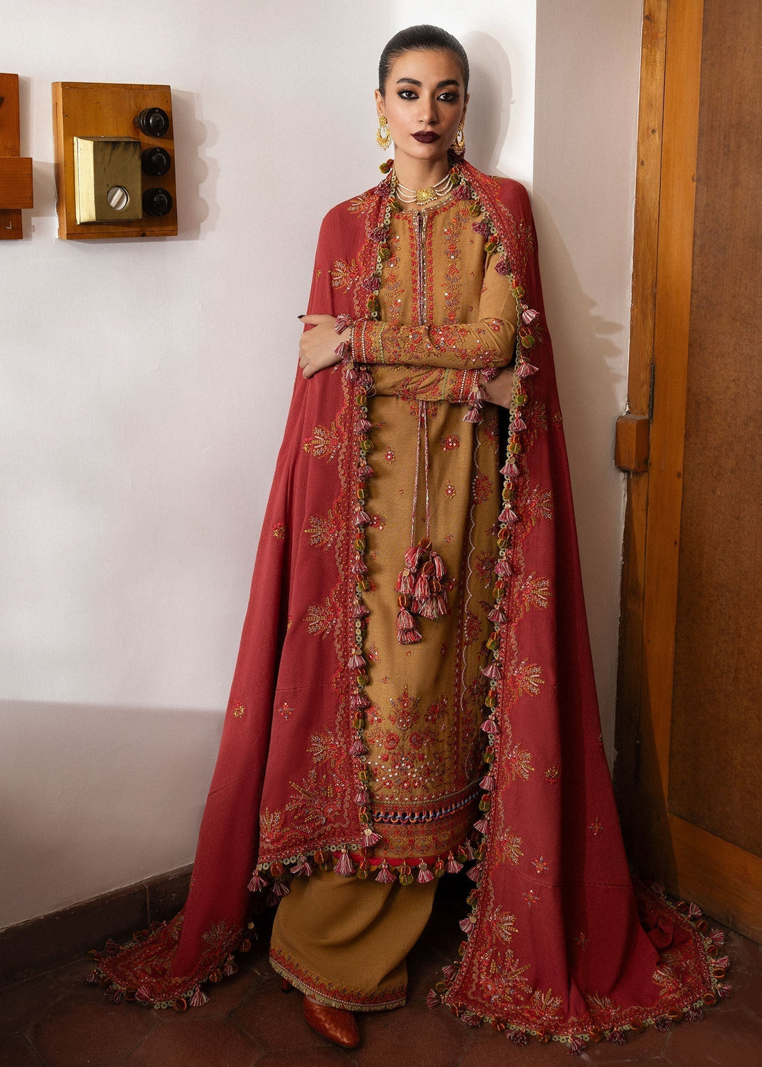 Hussain Rehar | Karandi Winter 24 | Tawn - House Of Hania
