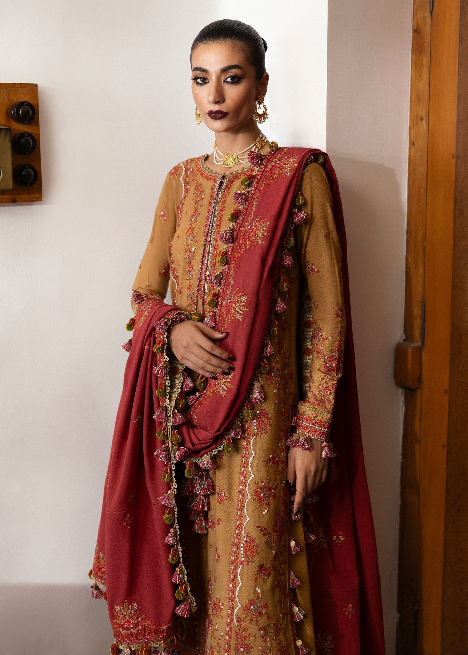 Hussain Rehar | Karandi Winter 24 | Tawn - House Of Hania