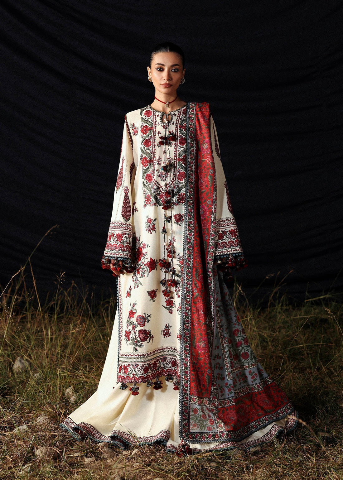 Hussain Rehar | Khaddar 25 | Gulban - House Of Hania