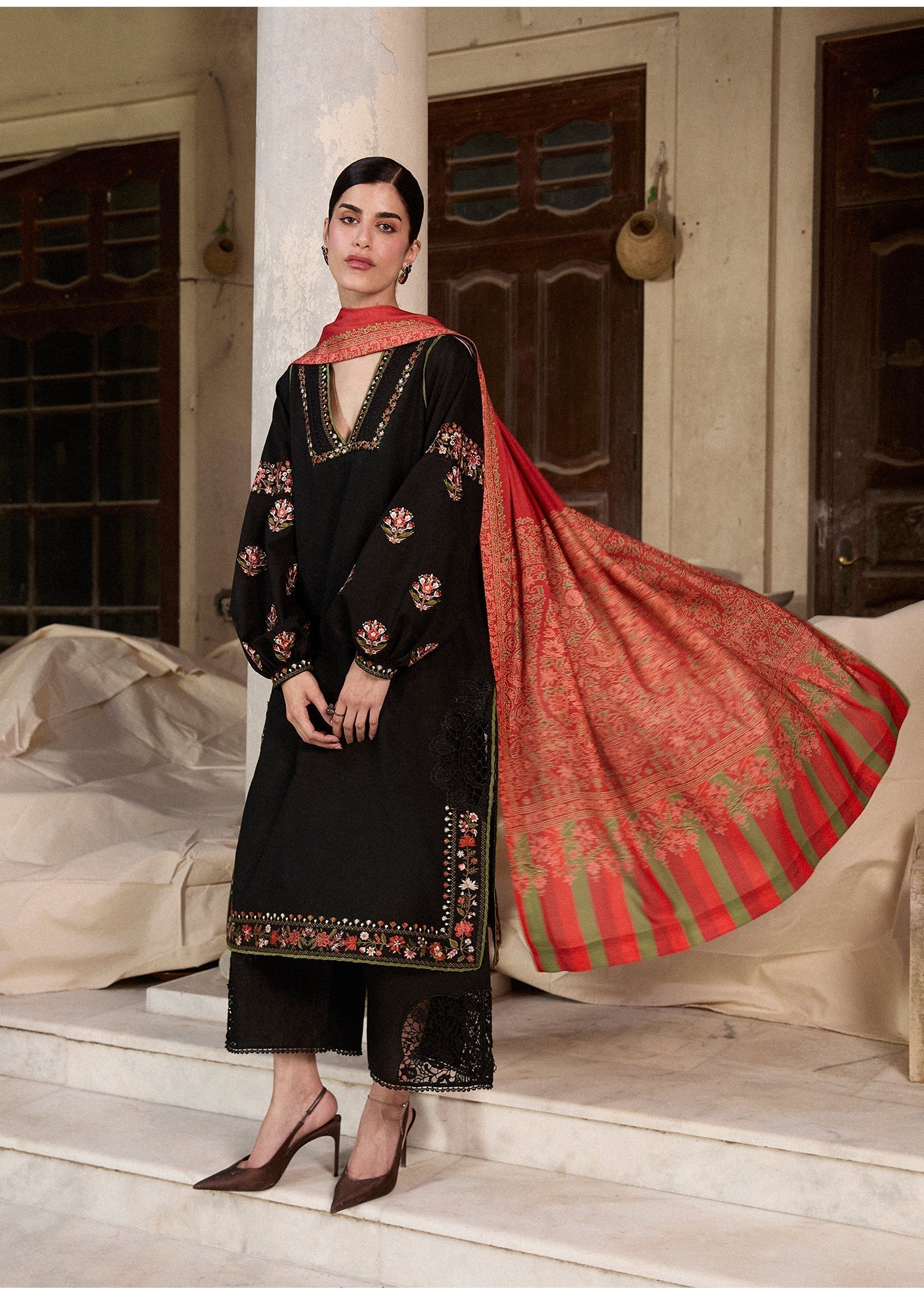 Hussain Rehar | Khaddar Pret 25 | SIYAH - House Of Hania