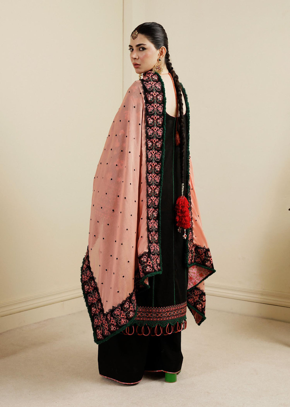 Hussain Rehar | Lawn SS 2023 | Noir - House Of Hania