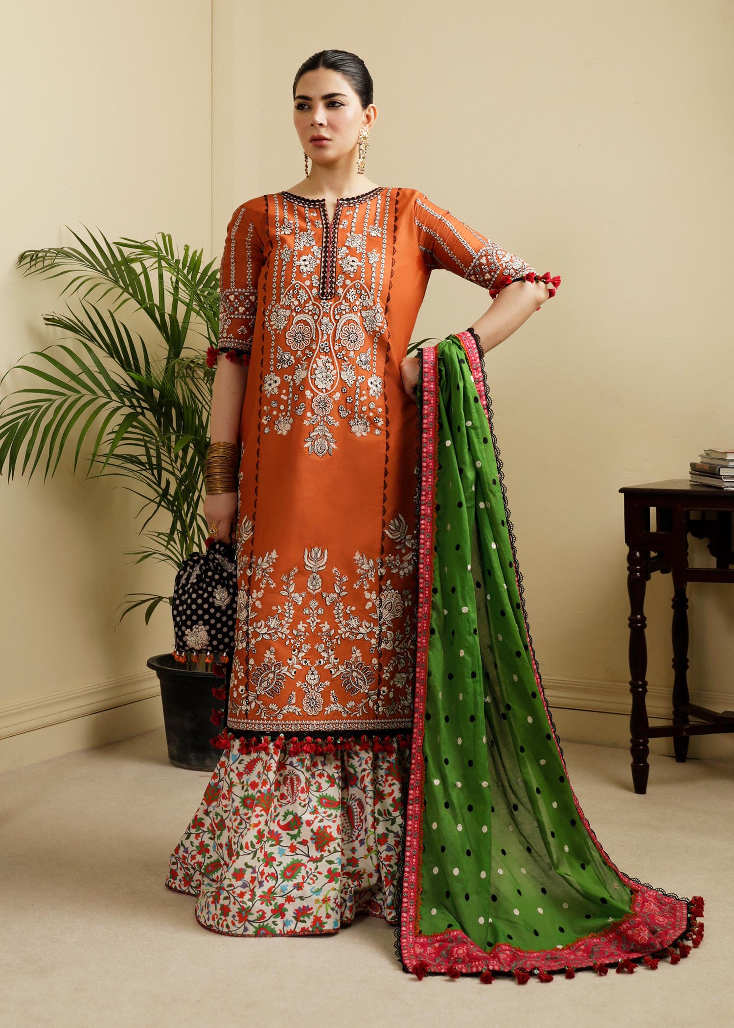 Hussain Rehar | Lawn SS 2023 | Stardust - House Of Hania