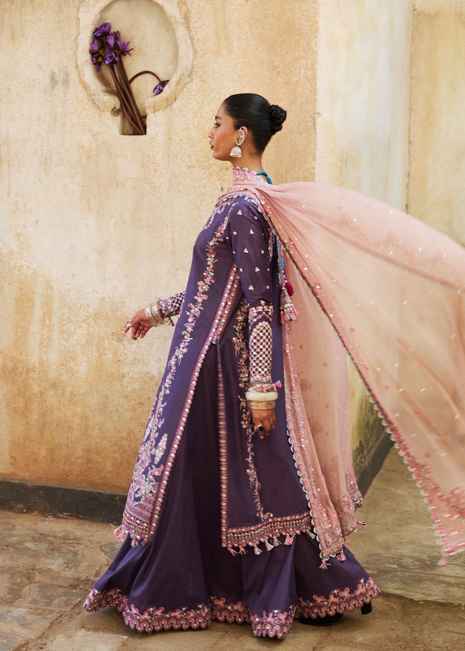 Hussain Rehar | Luxury Lawn 25 | Irris - House Of Hania