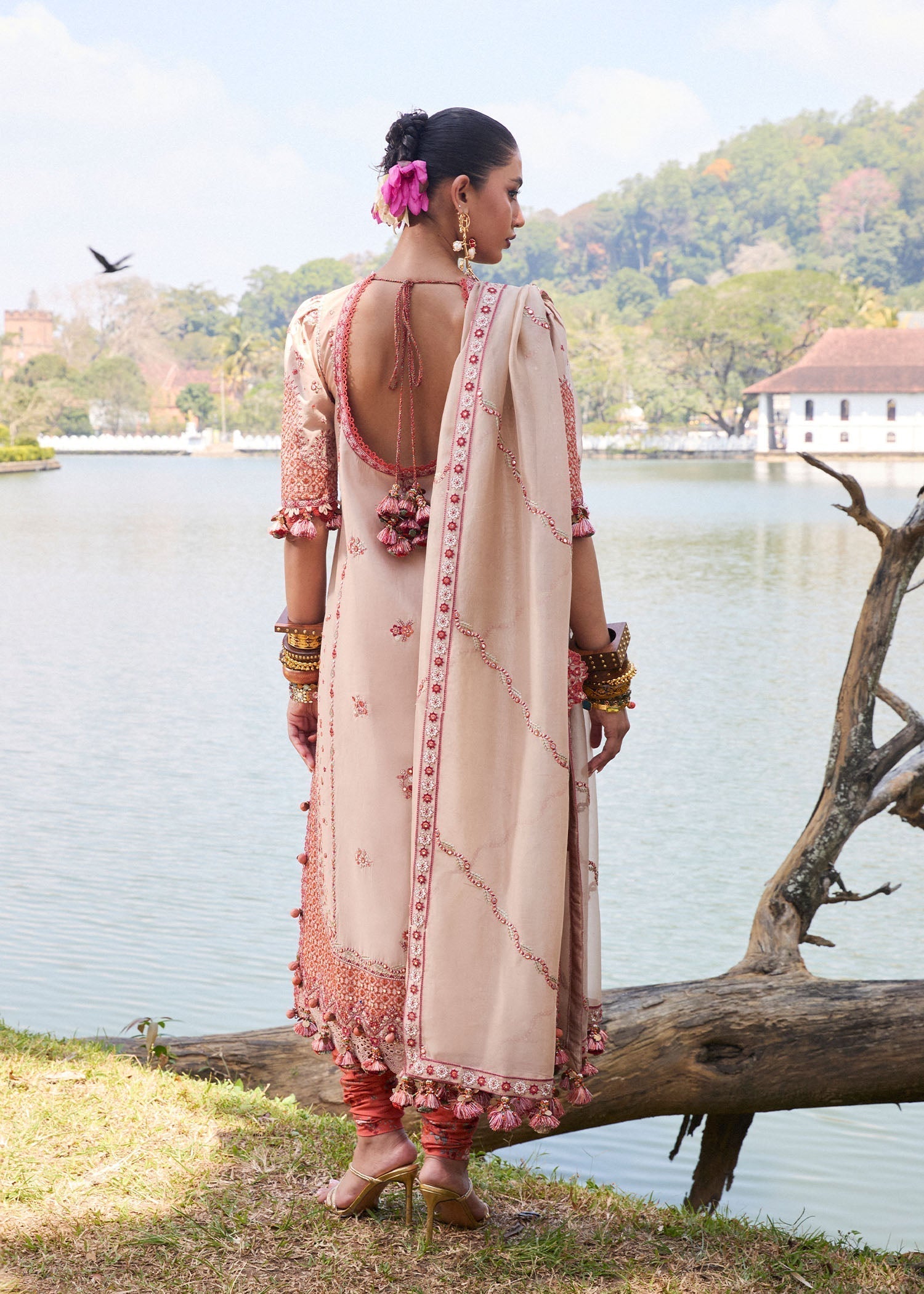 Hussain Rehar | Luxury Lawn 25 | Mari - House Of Hania