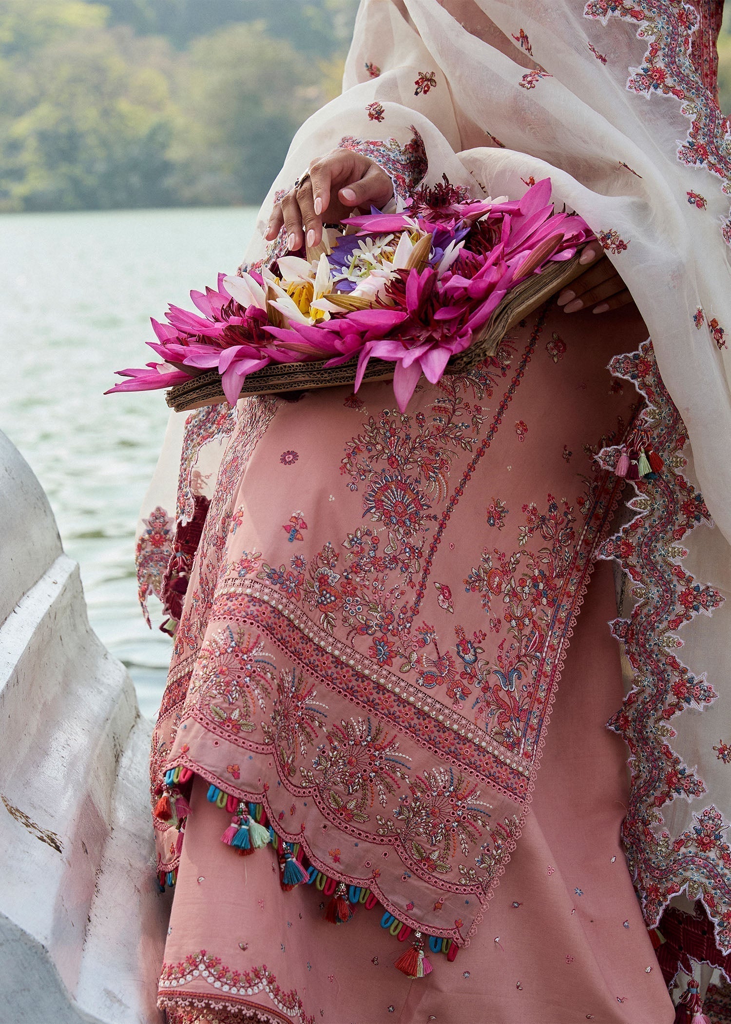 Hussain Rehar | Luxury Lawn 25 | Peaar - House Of Hania