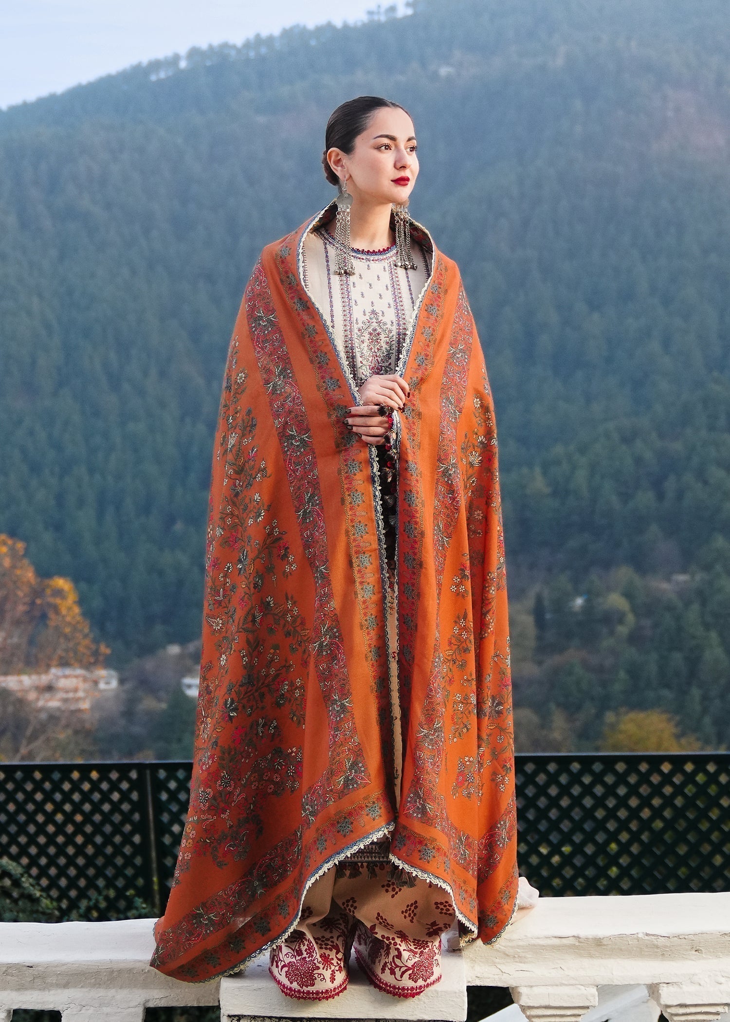 Hussain Rehar | Winter Shawl 24 | Almas - House Of Hania
