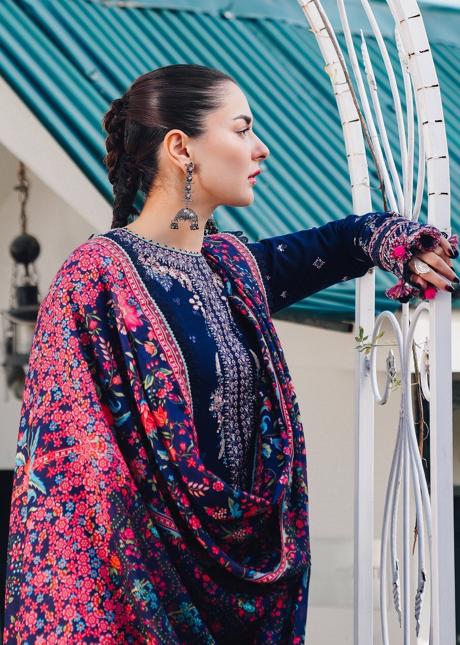 Hussain Rehar | Winter Shawl 24 | Barq - House Of Hania