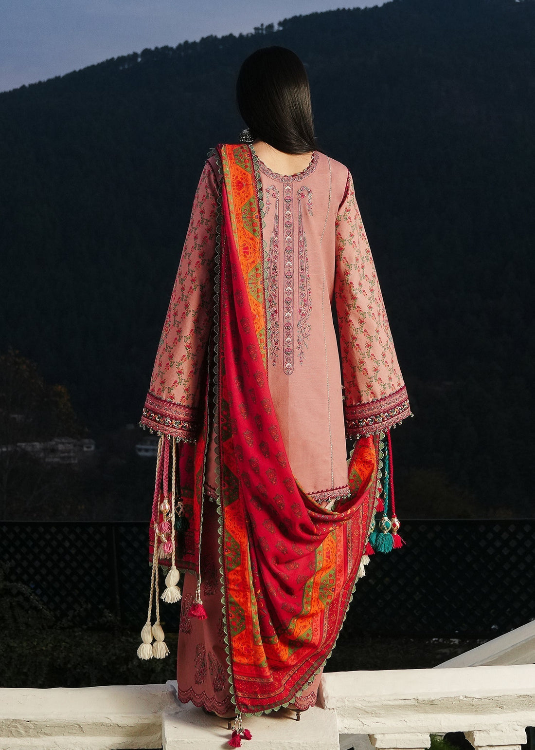 Hussain Rehar | Winter Shawl 24 | Mehr - House Of Hania