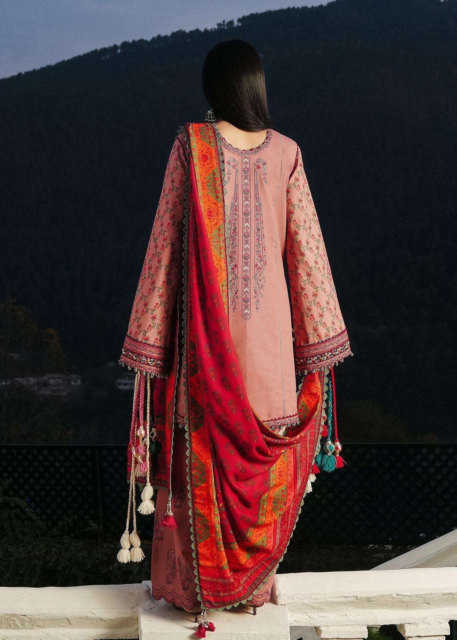 Hussain Rehar | Winter Shawl 24 | Mehr - House Of Hania