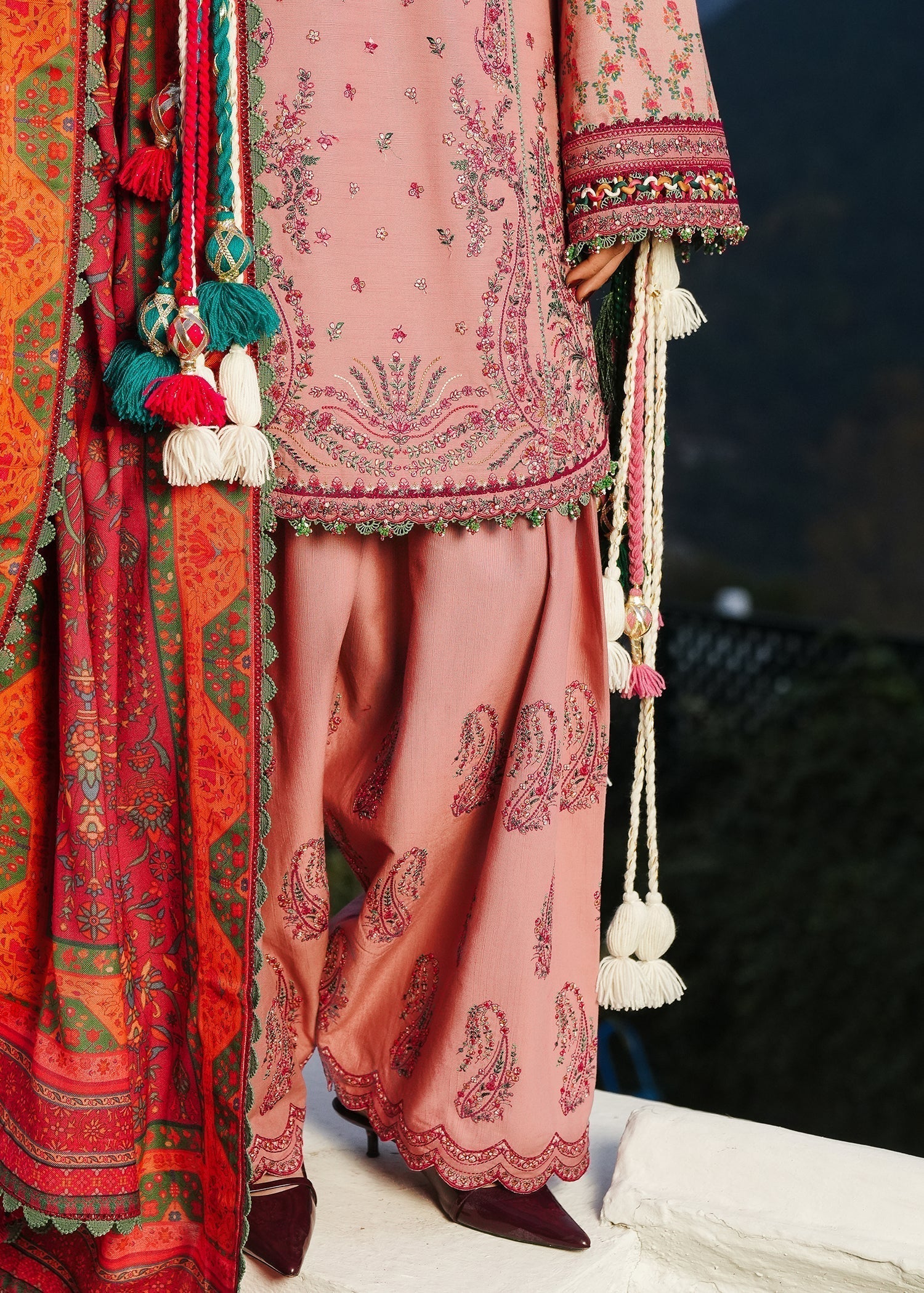 Hussain Rehar | Winter Shawl 24 | Mehr - House Of Hania