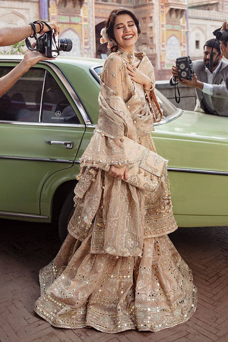Mohsin Naveed Ranjha – MNR – NOOR JEHAN – ZWU22-12 – Creamy Beige - House Of Hania