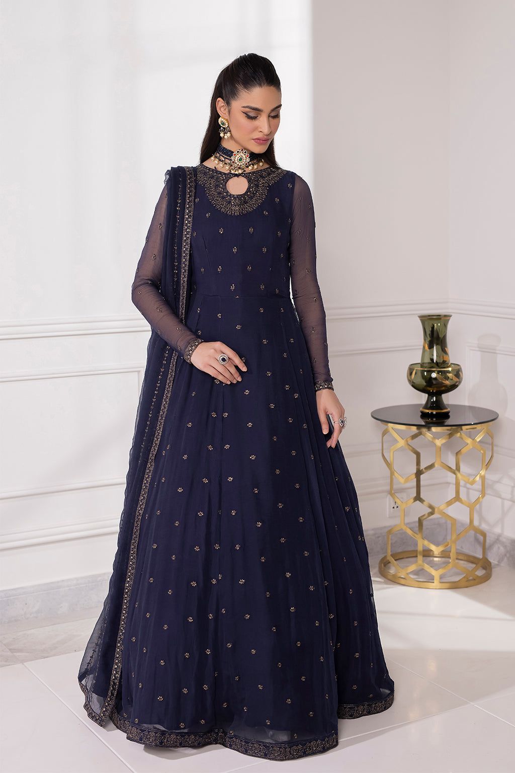 IZNIK | Admiral - House Of Hania