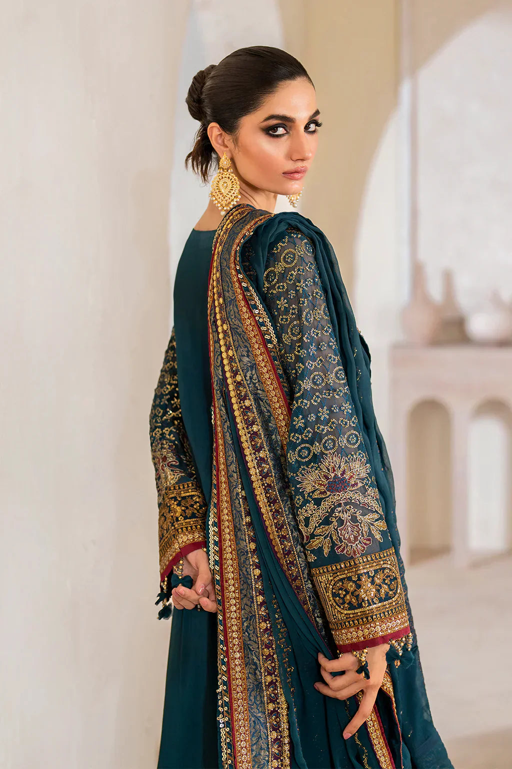 IZNIK Chinon Vol-02 Embroidered Chiffon 3Pc Suit CC-46 - House Of Hania