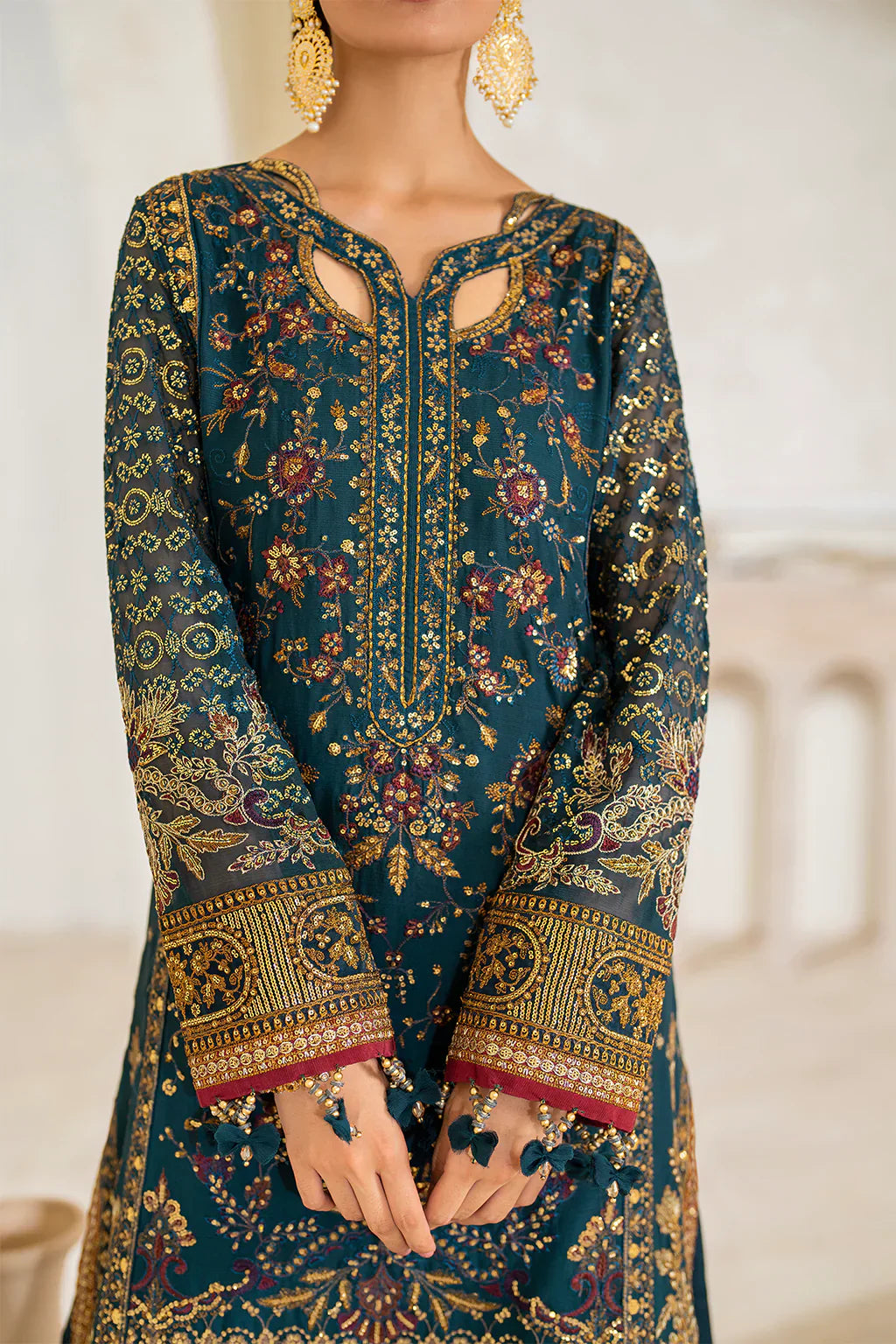 IZNIK Chinon Vol-02 Embroidered Chiffon 3Pc Suit CC-46 - House Of Hania