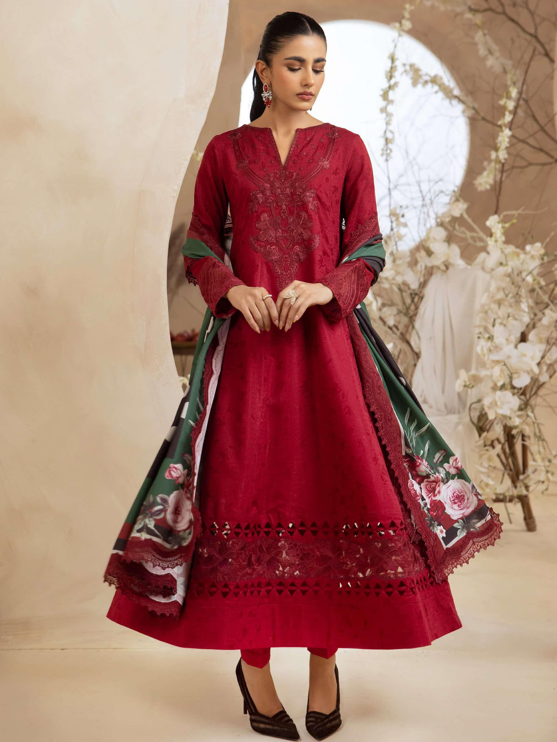 IZNIK Embroidered Winter Viscose 3Pc Suit ILW-01 Fiorella - House Of Hania