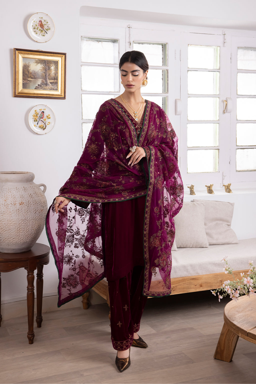 IZNIK | IV-31 SHIRIN - House Of Hania