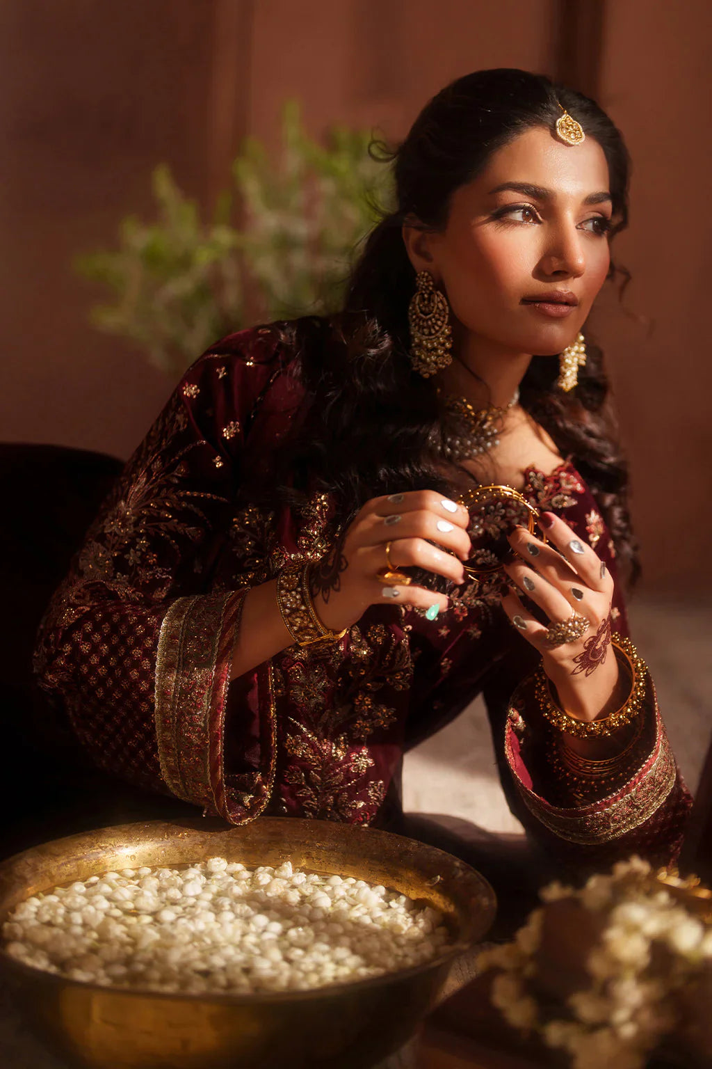 IZNIK | Raagni Velvet Formals | IV-55 Embroidered Velvet - House Of Hania