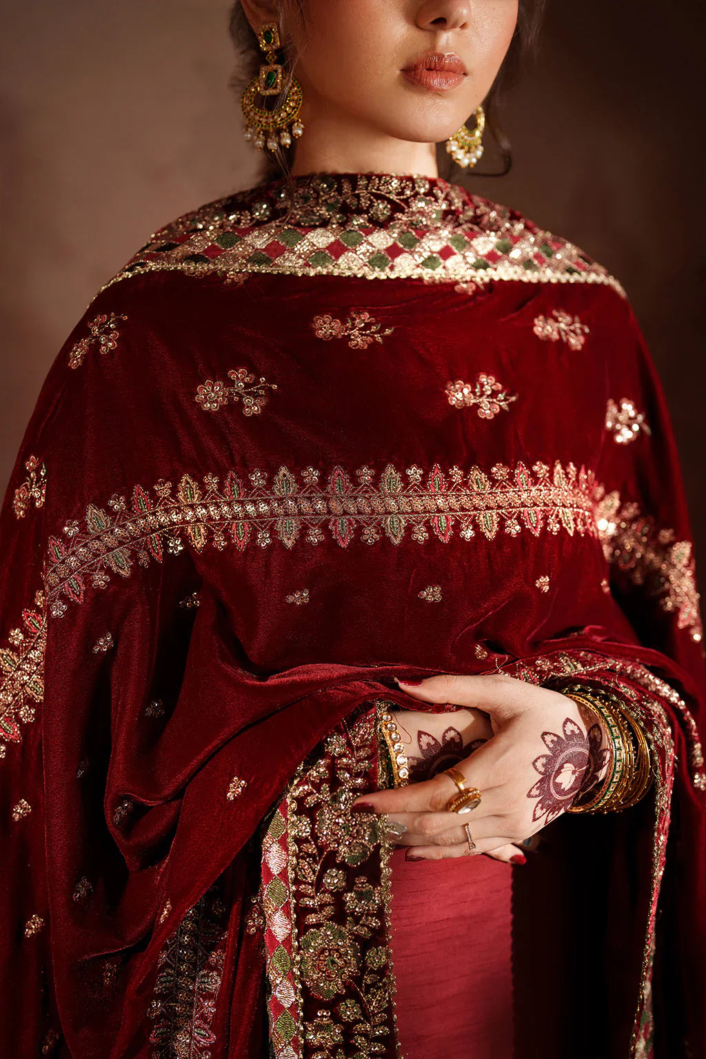 IZNIK | Raagni Velvet Formals | IV-56 Embroidered Velvet - House Of Hania