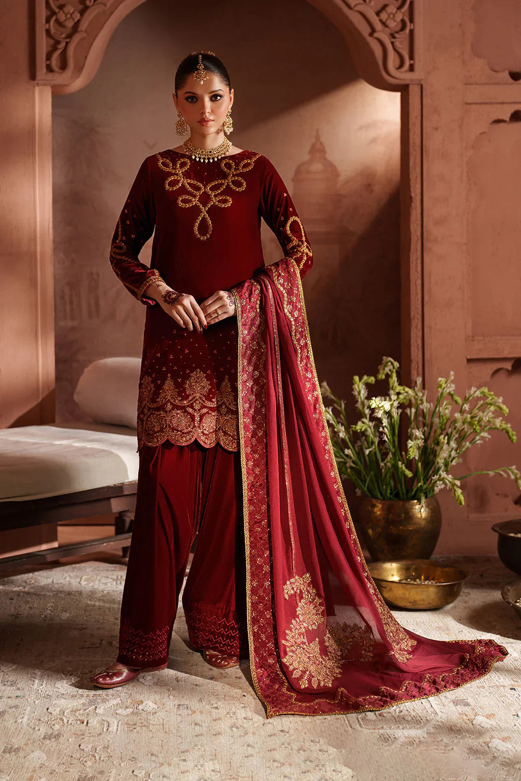IZNIK | Raagni Velvet Formals | IV-58 Embroidered Velvet - House Of Hania