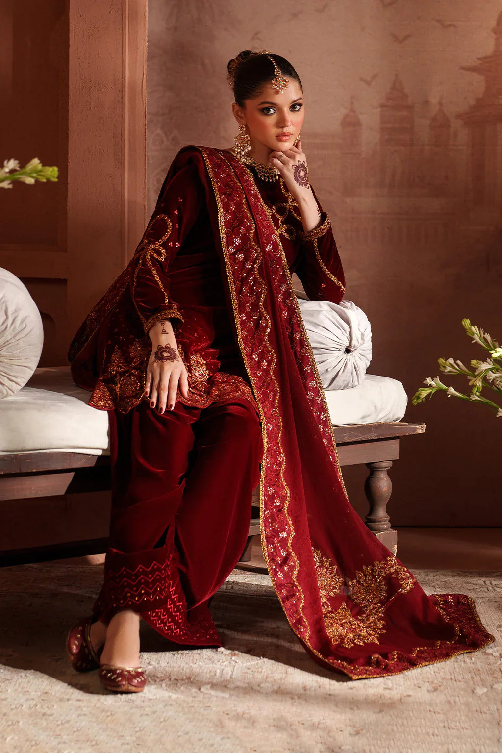 IZNIK | Raagni Velvet Formals | IV-58 Embroidered Velvet - House Of Hania