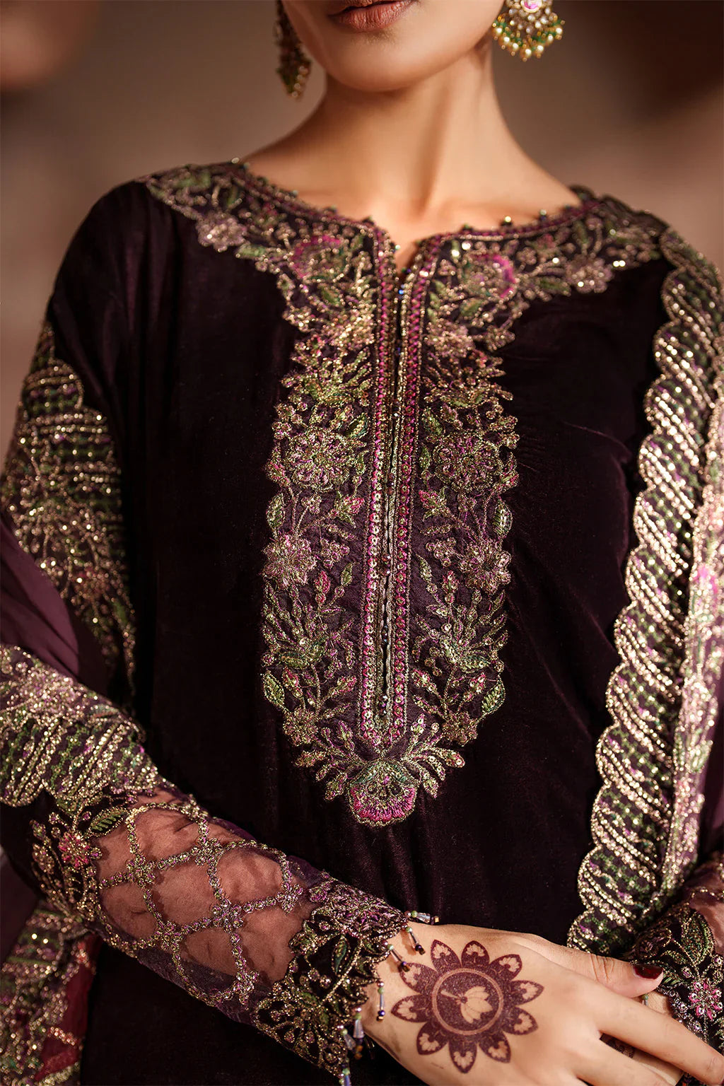 IZNIK | Raagni Velvet Formals | IV-61 Embroidered Velvet - House Of Hania