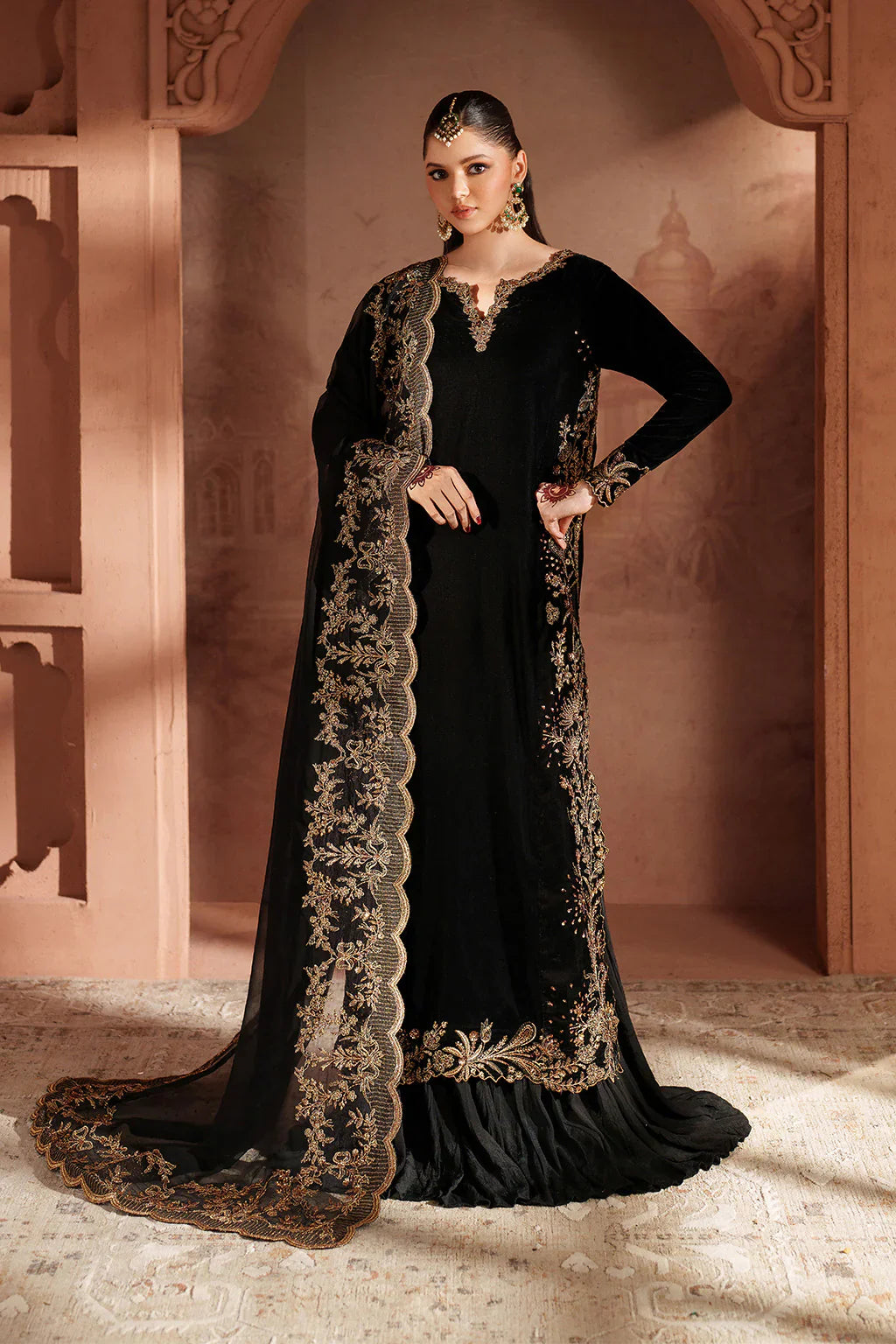 IZNIK | Raagni Velvet Formals | IV-62 Embroidered Velvet - House Of Hania