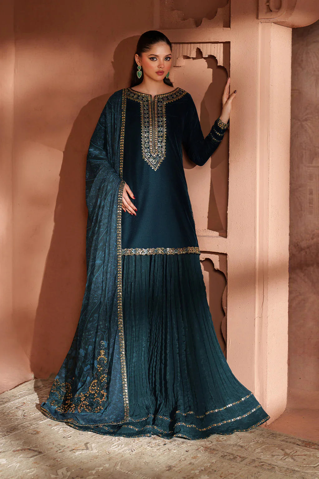IZNIK | Raagni Velvet Formals | IV-64 Embroidered Velvet - House Of Hania