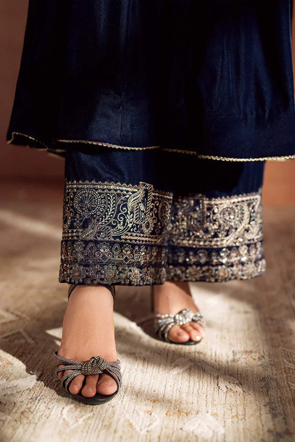 IZNIK | Raagni Velvet Formals | IV-66 Embroidered Velvet - House Of Hania