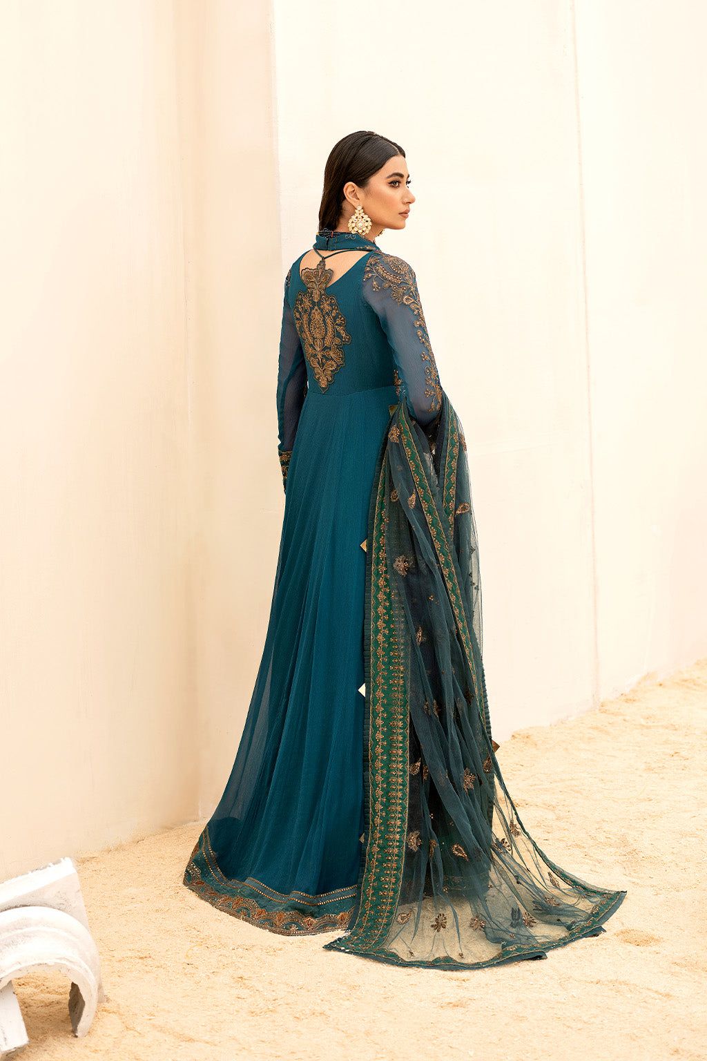 IZNIK | Rutvi - House Of Hania