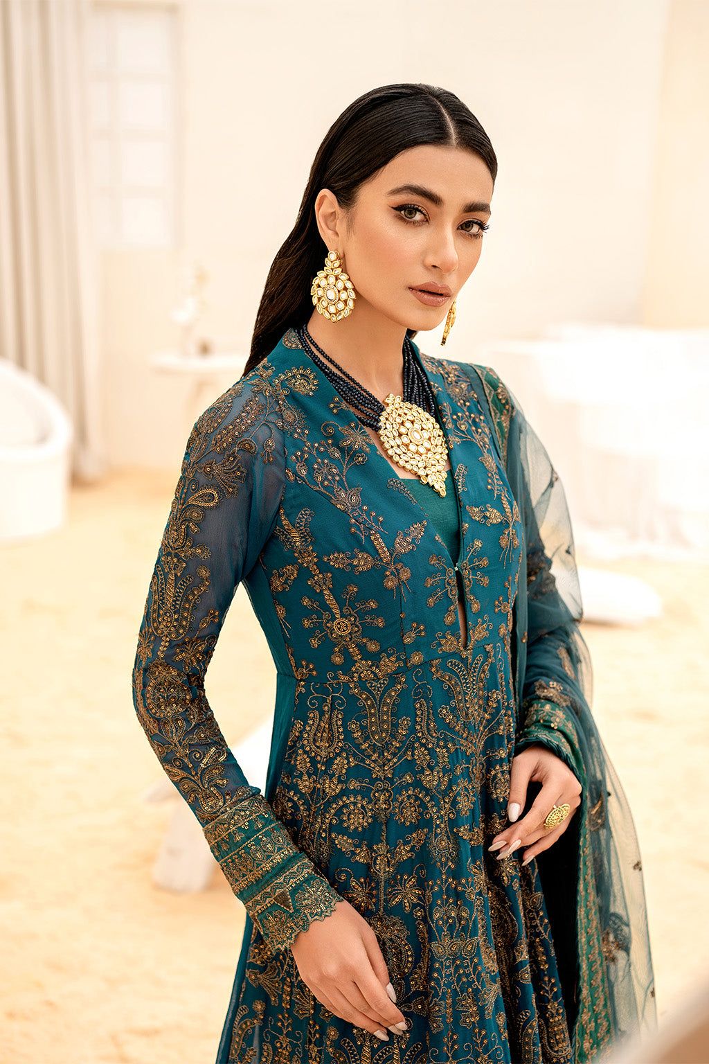 IZNIK | Rutvi - House Of Hania