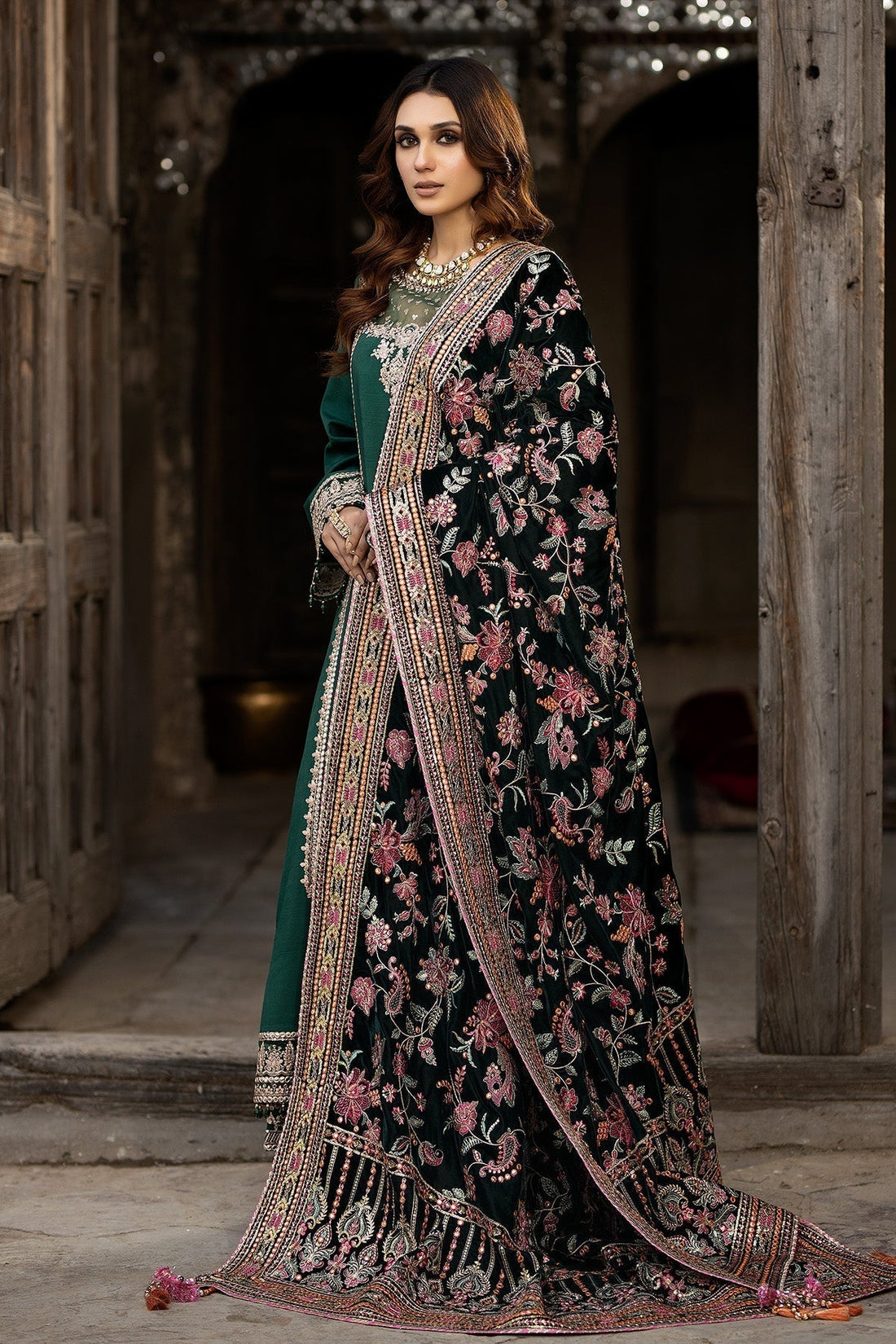 Imrozia-I.S.S - 04 - House Of Hania