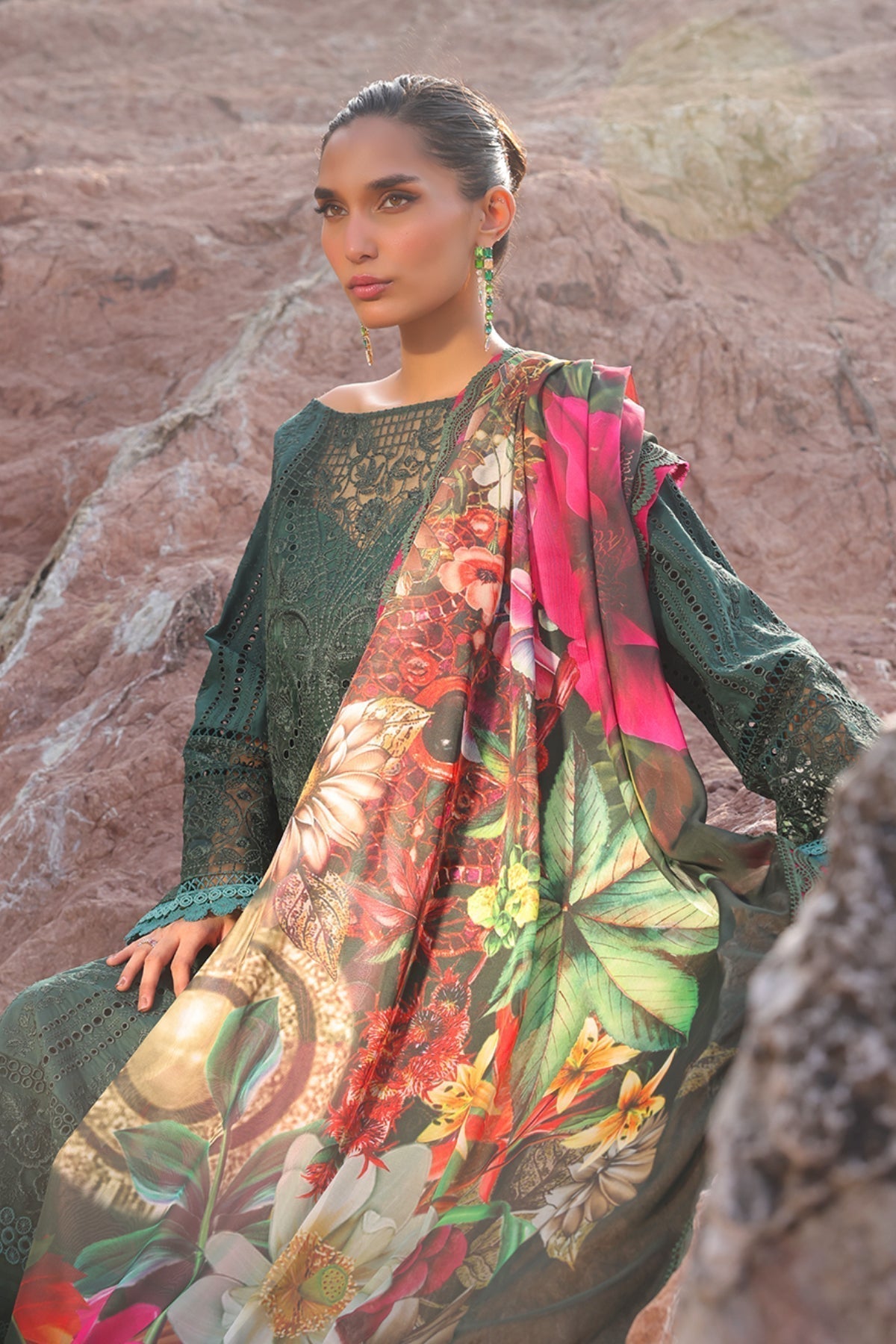Imrozia Premium | Hania Luxury Lawn 25 | SL 77 A Rameen - House Of Hania