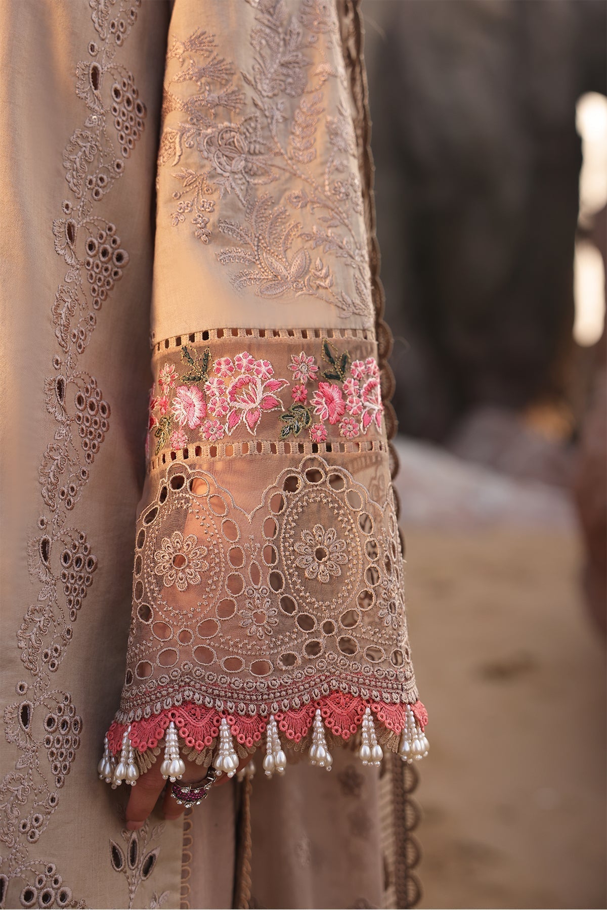 Imrozia Premium | Hania Luxury Lawn 25 | SL 81 Alyana - House Of Hania