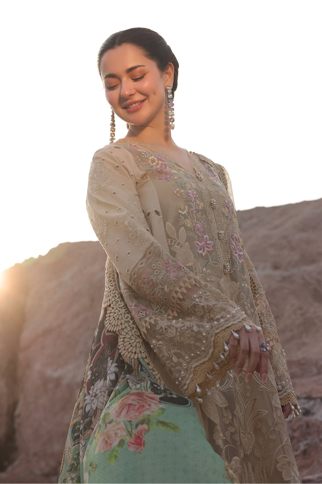 Imrozia Premium | Hania Luxury Lawn 25 | SL 83 Ayzal - House Of Hania