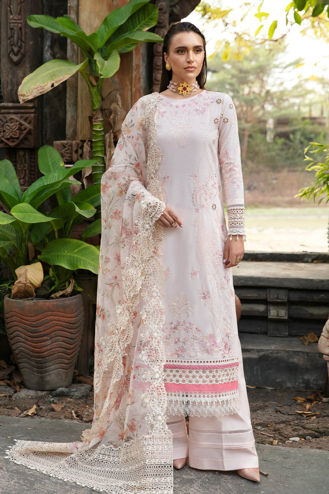Imrozia Premium | Reve Luxury Lawn | S.L 62 Regine - House Of Hania
