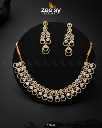 Intricate Necklace - House Of Hania