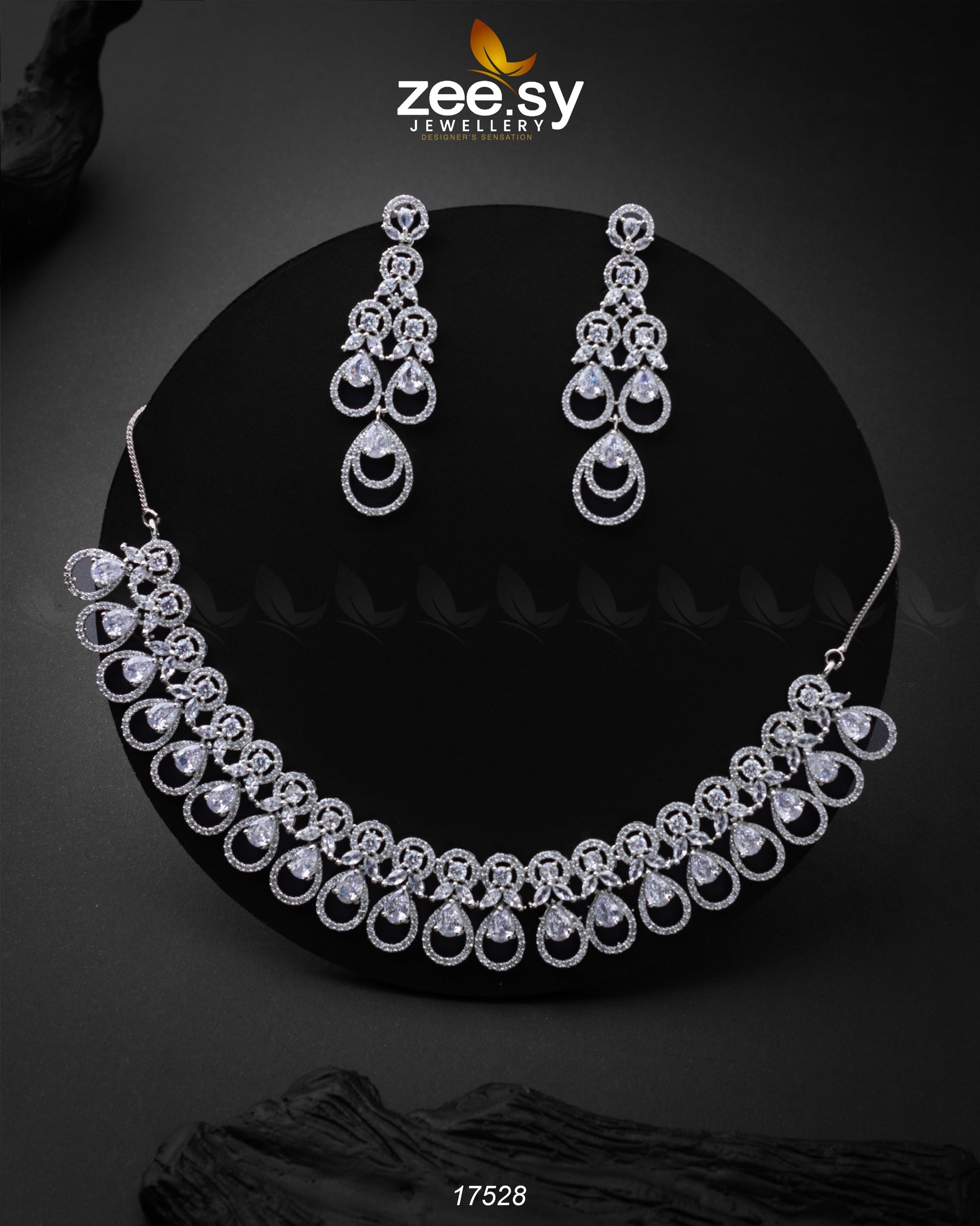 Intricate Necklace - House Of Hania