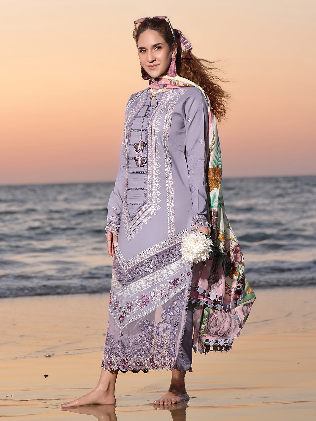 Izel | Saahil Signature Lawn 24 | VANYA - House Of Hania