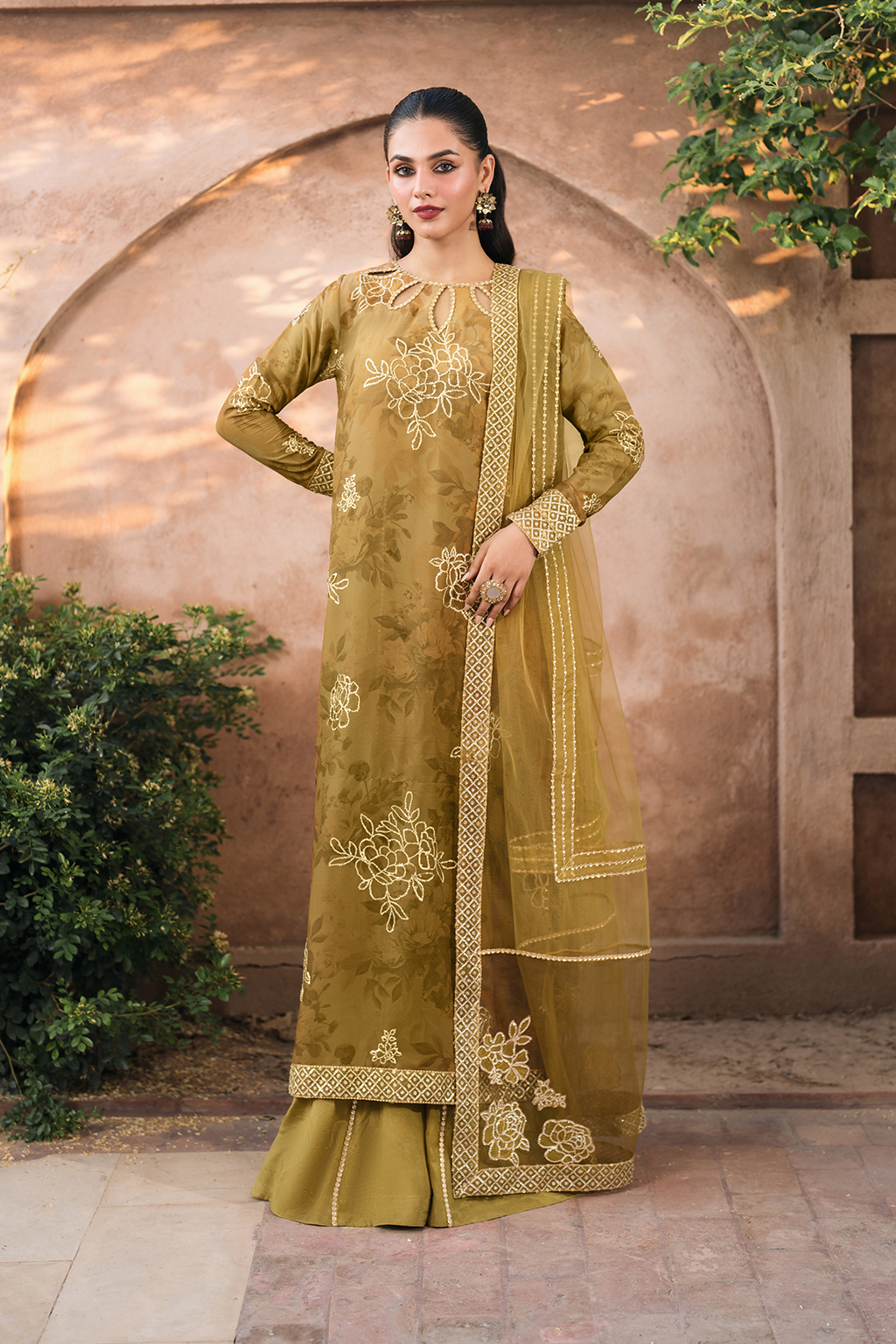 Iznik | Bandhani Formals | UE-332 - House Of Hania