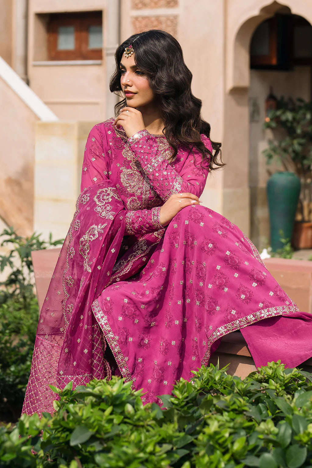 Iznik | Bandhani | UE-326 Embroidered Chiffon - House Of Hania