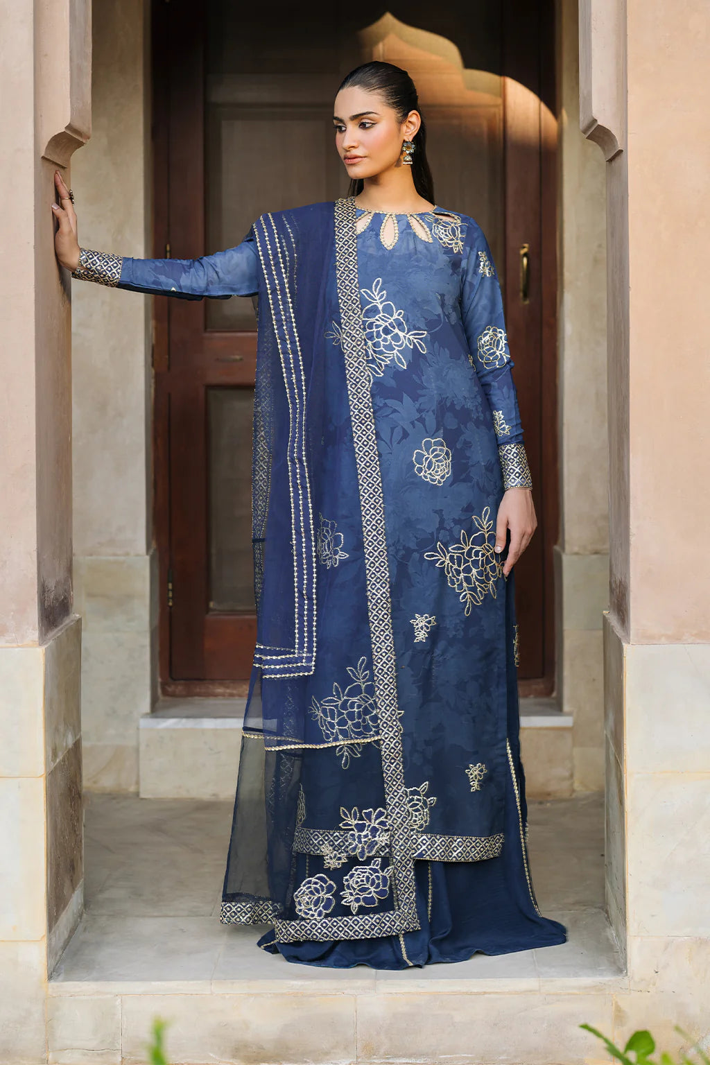 Iznik | Bandhani | UE-331 Embroidered Chiffon - House Of Hania