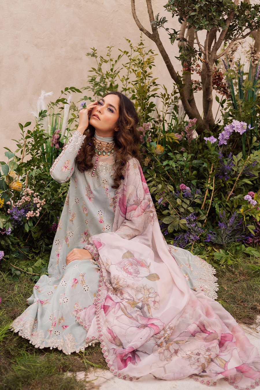 Iznik | Dahlia Embroidered Lawn | DL-10 - House Of Hania