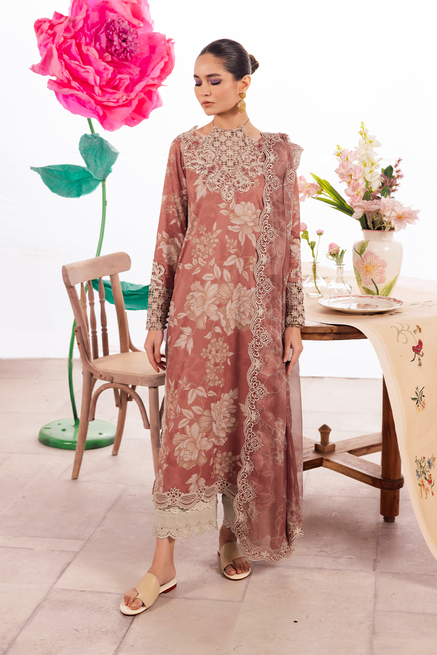 Iznik | Dahlia Embroidered Lawn | DL-12 - House Of Hania