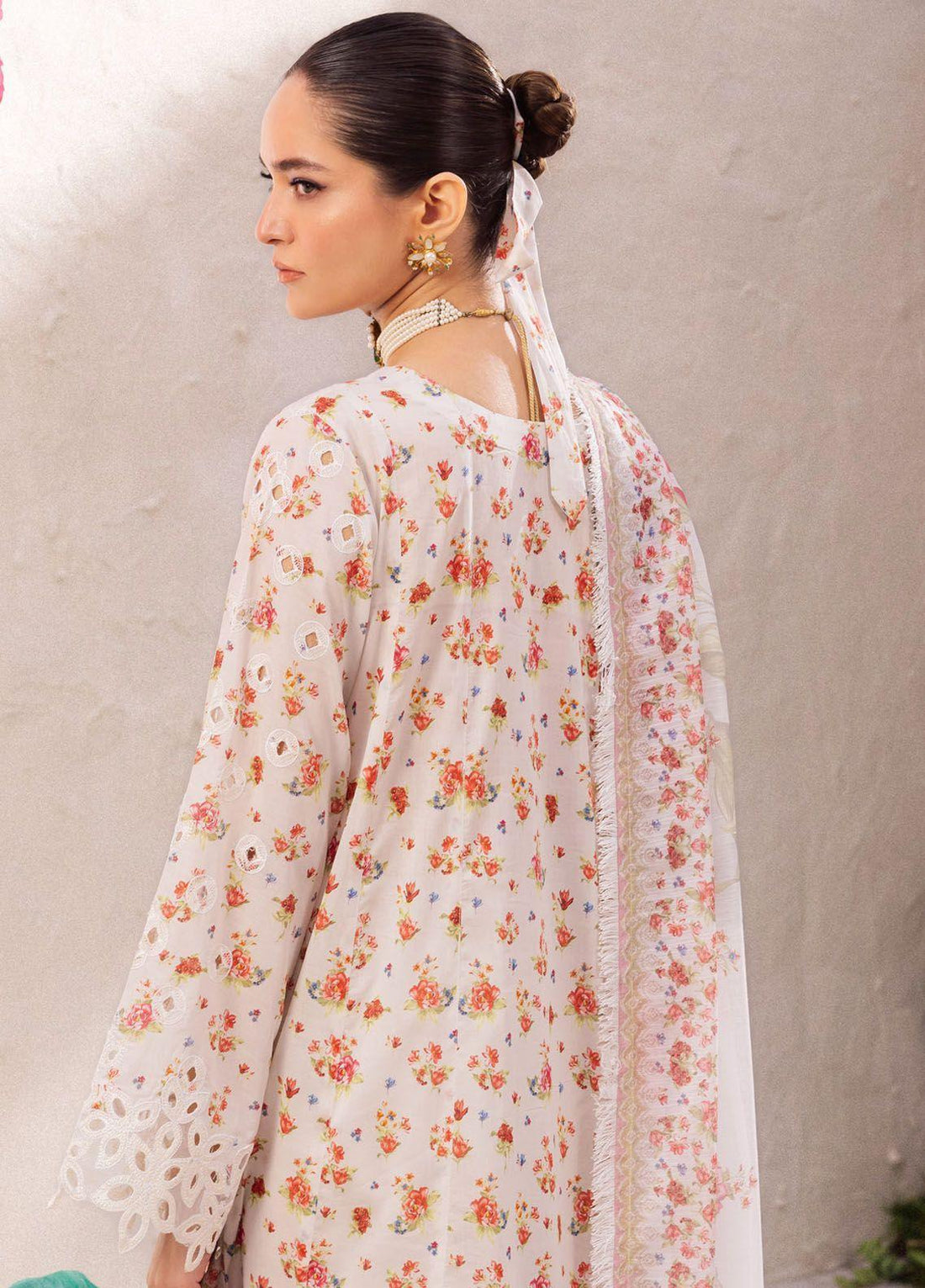 Iznik Dahlia Embroidered Luxury Lawn 3Pc Suit DL-05 SPLENDOUR - House Of Hania