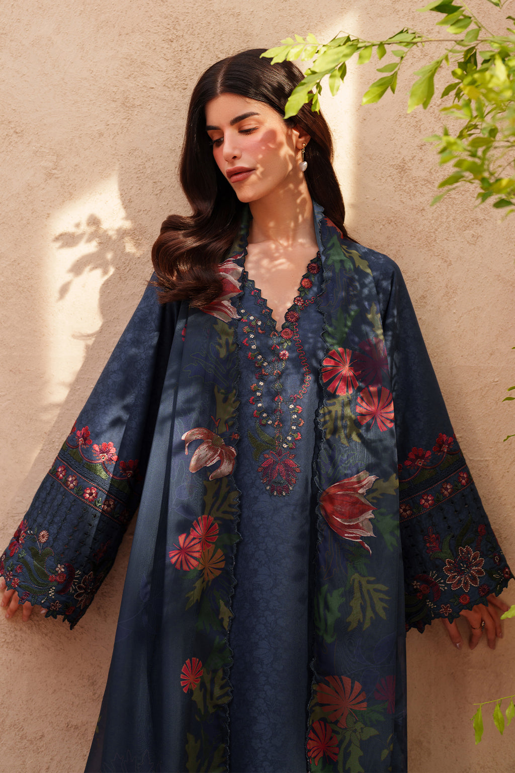 Iznik | Eid Lawn | EL-01 Embroidered Lawn - House Of Hania